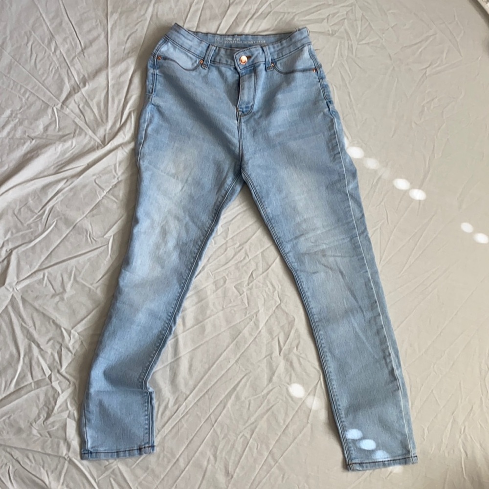 High Rise Sculpting Skinny Crop Jean
